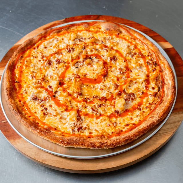 Brooklyn Buffalo Pizza 18".